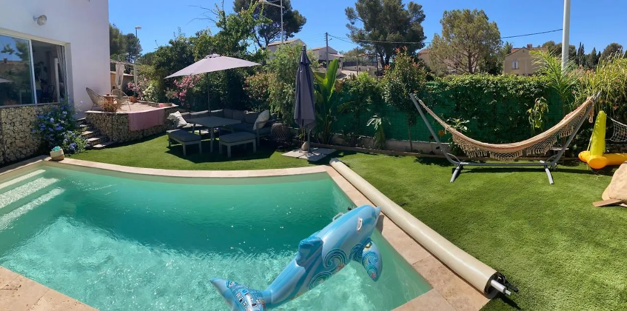 Homestay Chambre Dans Maison Avec Piscine La Garde